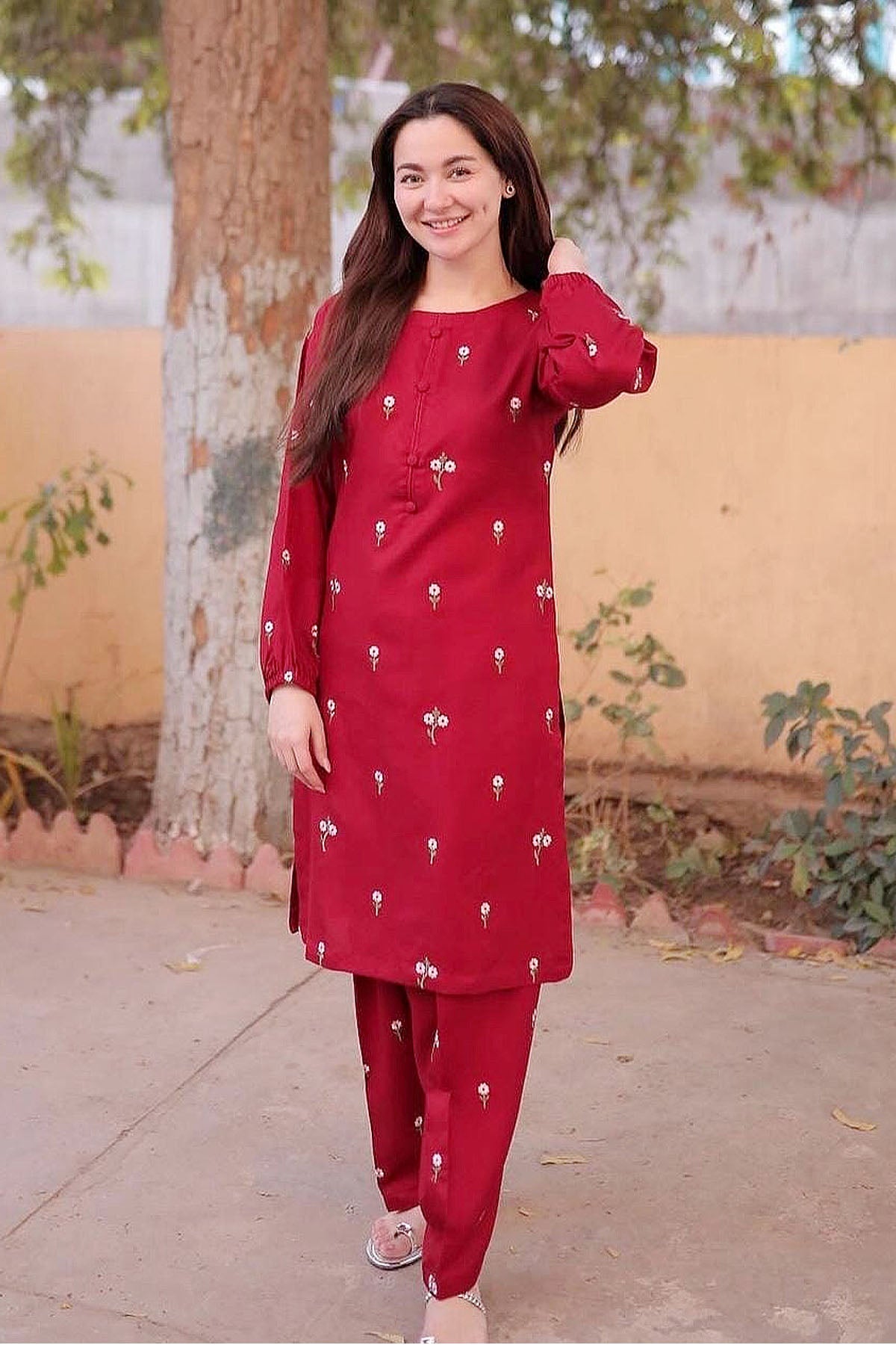 HANIA- 2pc Embroidered